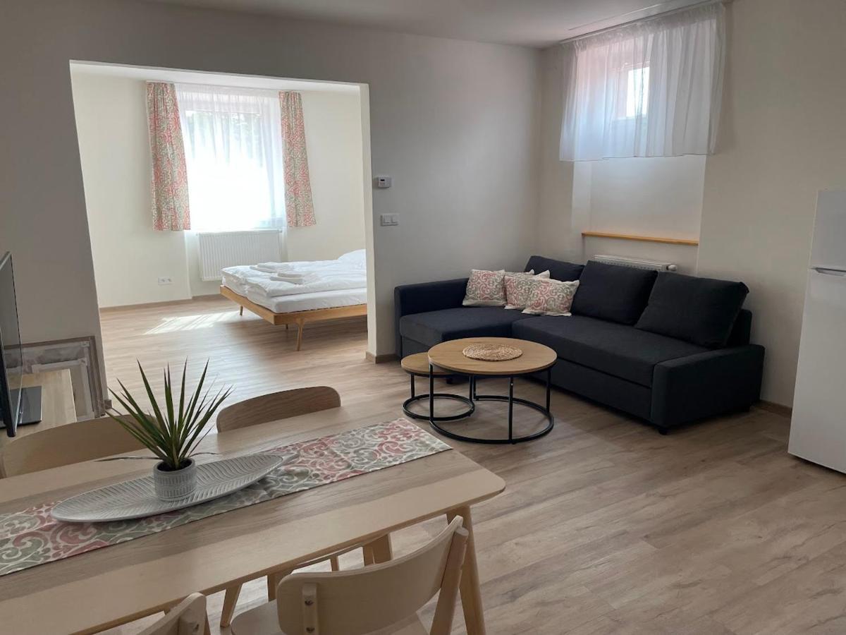 Apartmany Sumavanek Zdikov ภายนอก รูปภาพ